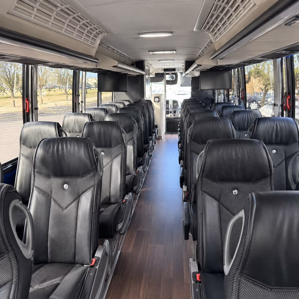 corporate shuttles between gallatin and nashville made easy