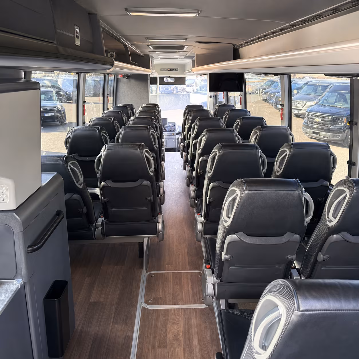dollywood and the smokies are just one easy charter bus away