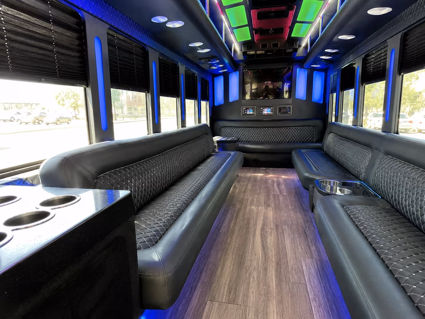 gallatin 15 passenger party bus inside