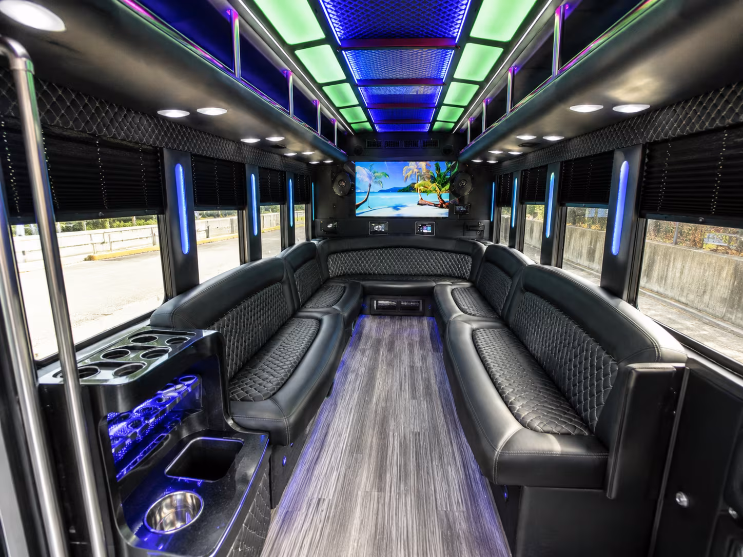 gallatin 18 passenger party bus inside