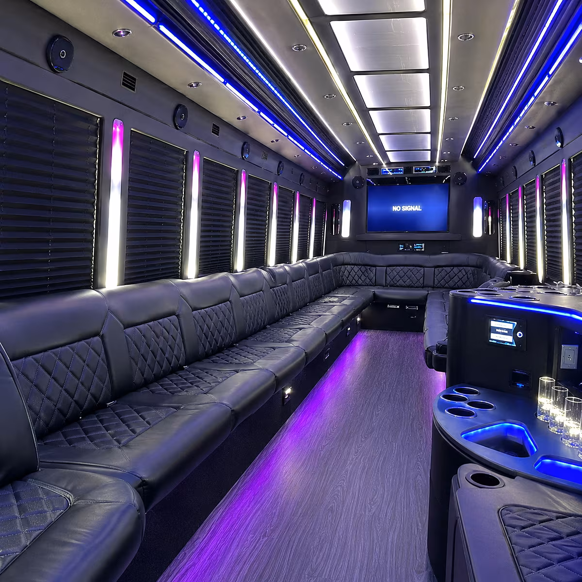 gallatin 30 passenger party bus inside