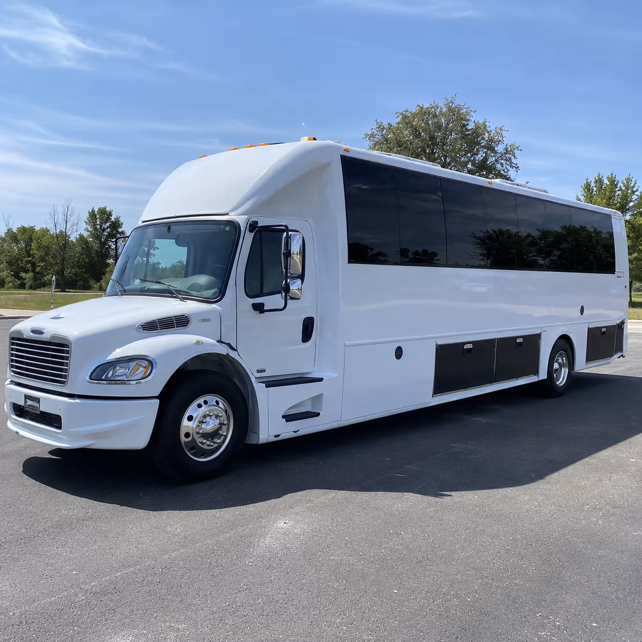 gallatin 40 passenger party bus