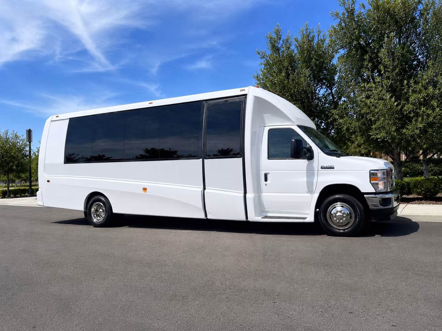 get your group to nashville superspeedway race weekend without the hassle