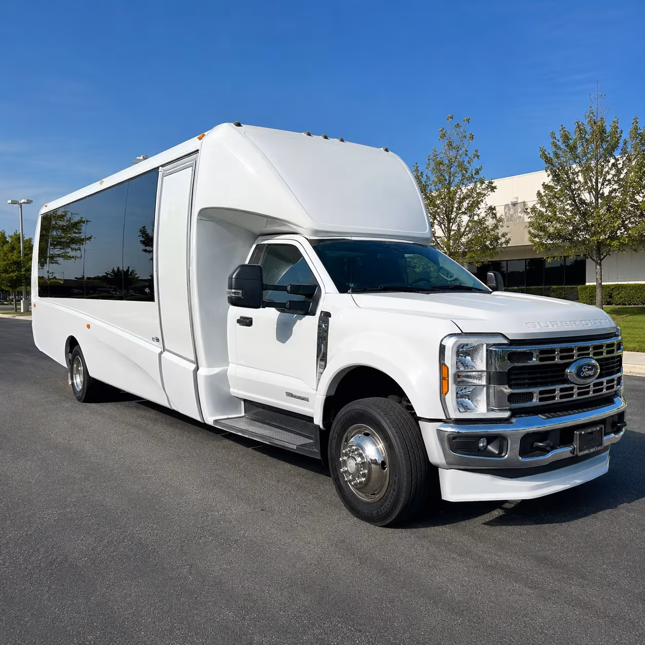 got 30 seconds get your gallatin wine tour bus quote right now