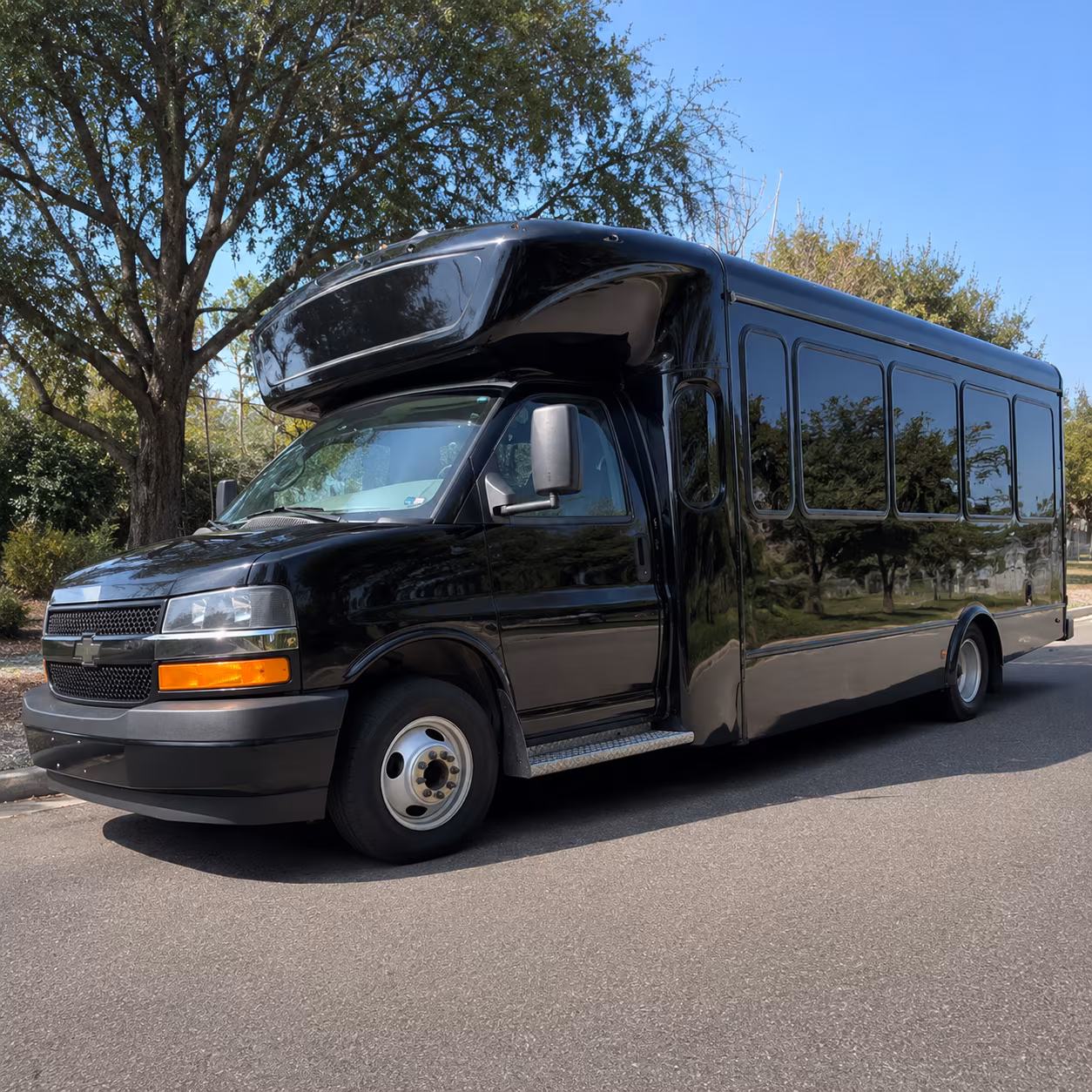 hendersonville bus rentals