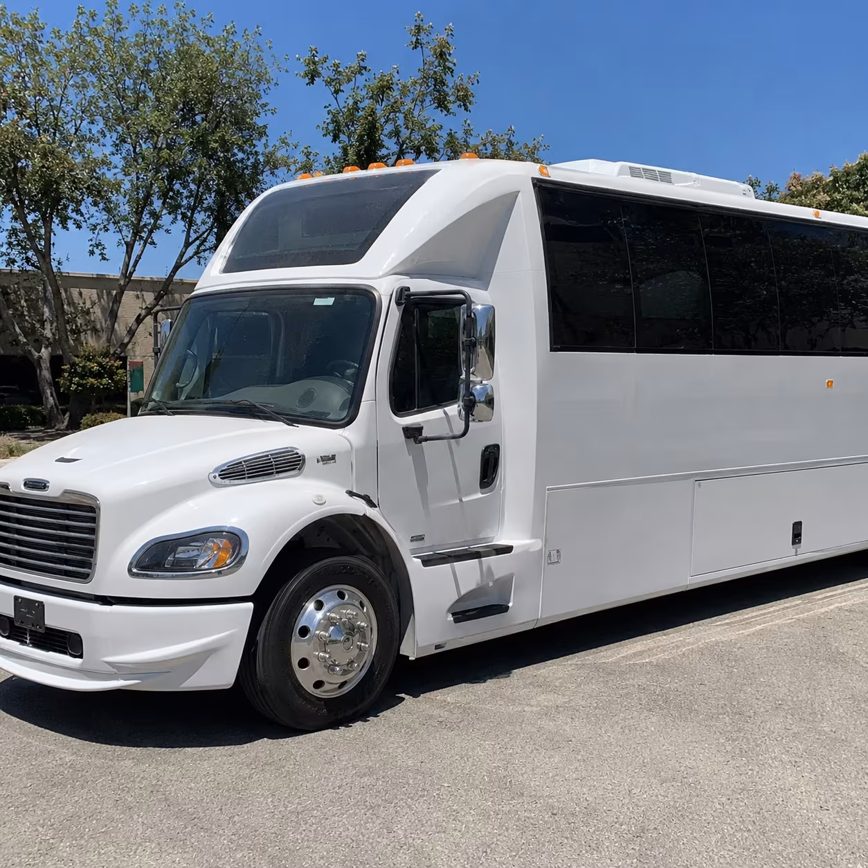 hendersonville rent a bus for your private event in hendersonville