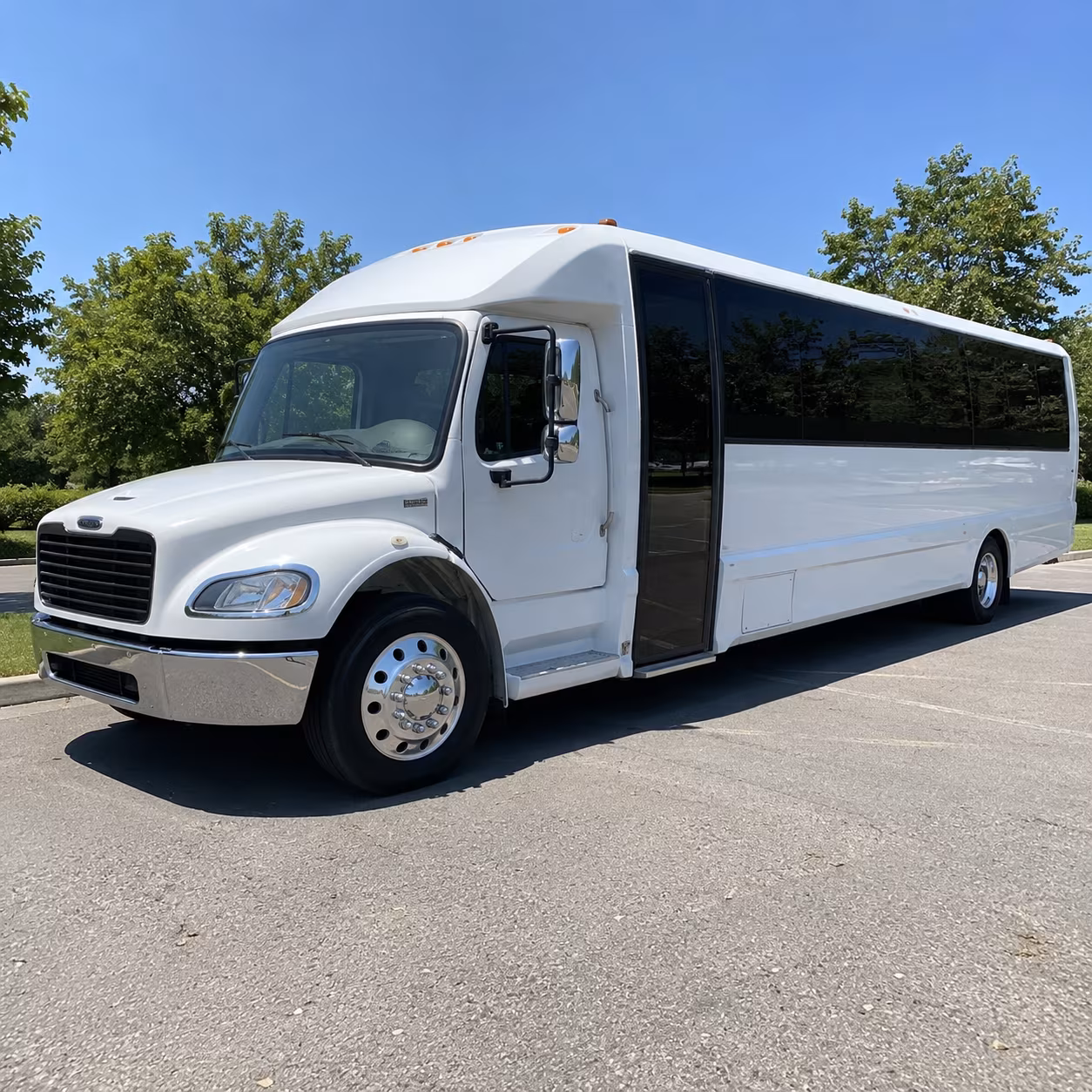 how the type of bus changes the price in gallatin tennessee