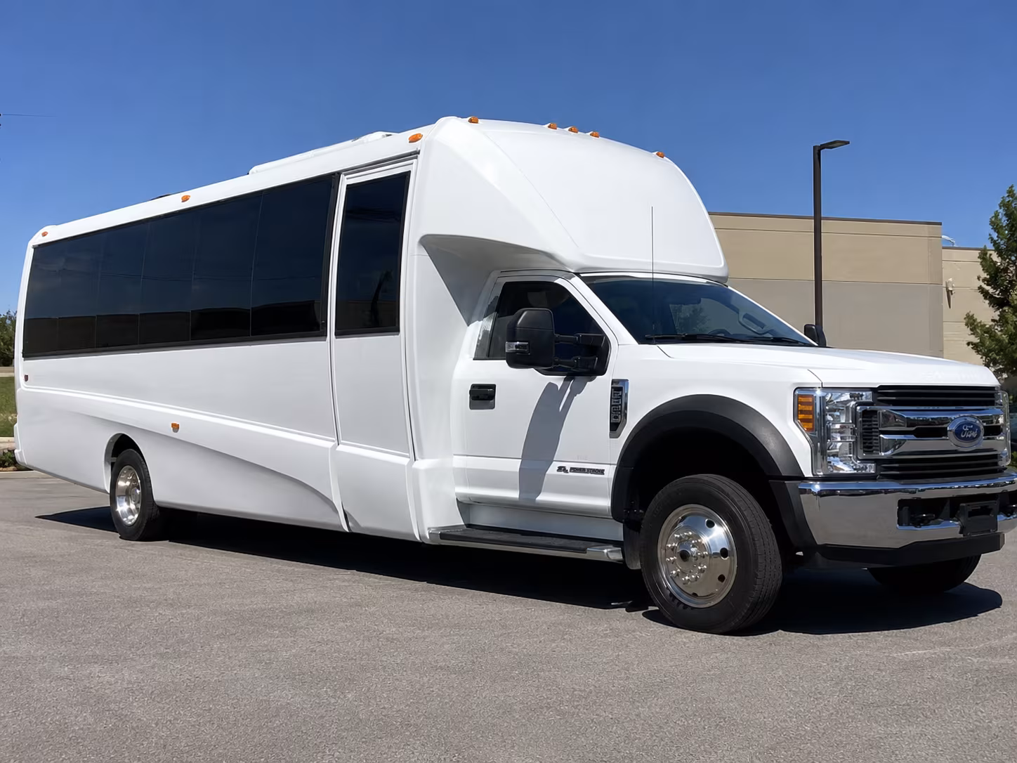 mount juliet concert bus rentals for groups and fans