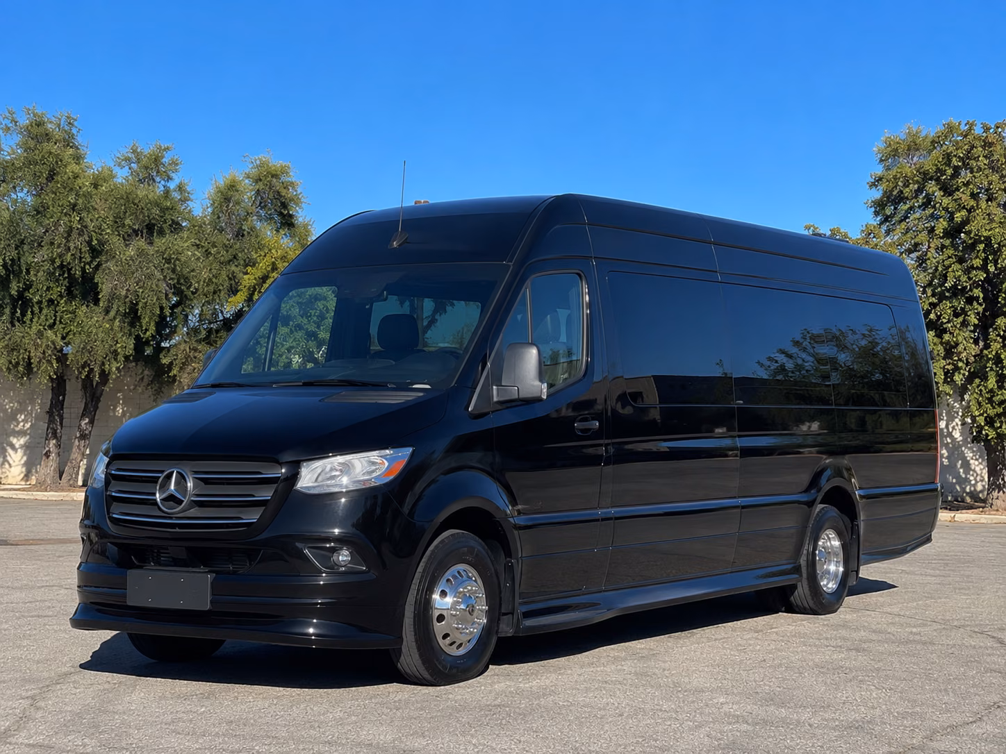 transportation serving gallatin and nearby cities
