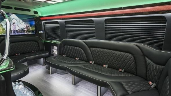 gallatin sprinter limo rental inside
